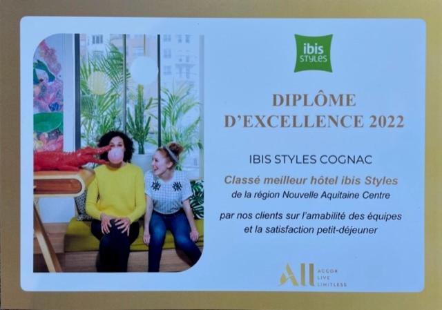 Hotel Ibis Styles Cognac Châteaubernard Esterno foto